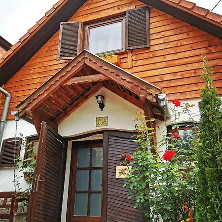Apartman *
