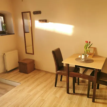Apartman * Zebegény
